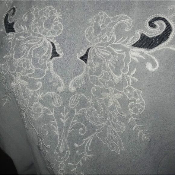 Open back vintage top  - Picture 13 of 16